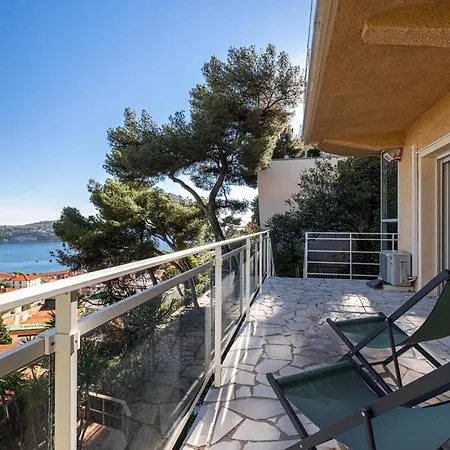 Crug Hywel - * Villefranche-sur-Mer
